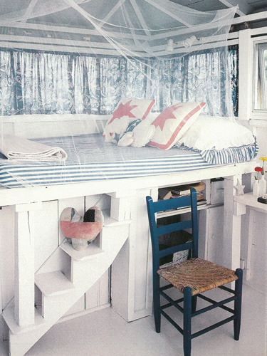 54eb910fad588_-_country-living-child-bed-lgn